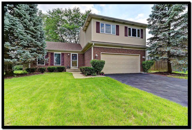 149 Ainslie Dr Westmont realtor 24